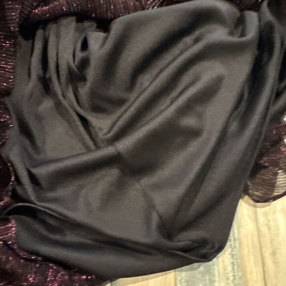 Womens Sz 6 Burgundy Metallic Sheath Dress Draped Overlay Party Elegant Evening - Picture 11 of 16